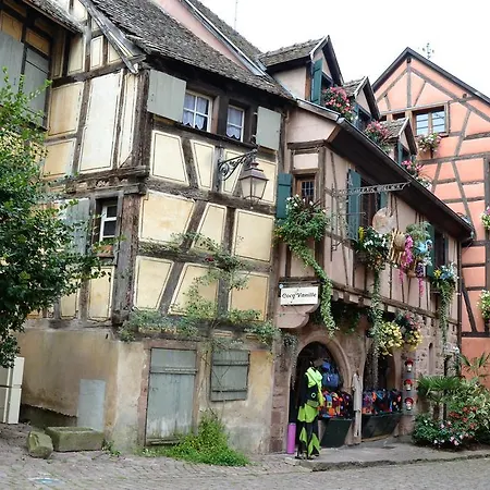 In Le 34 Petite Venise Daire